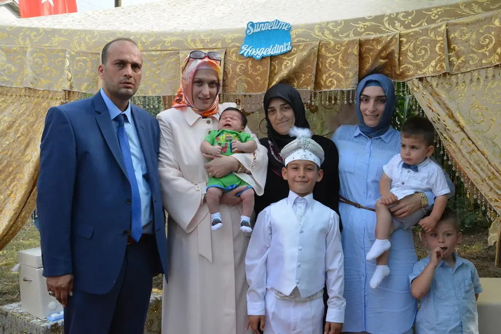 Haber: Yusuf Enes delikanlı oldu, Saraç için dualar edildi - Galeri-3