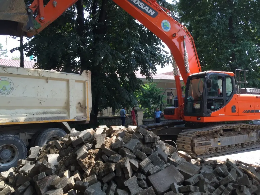 Haber: Üniversite Caddesi’nde estetik uygulama - Öne Çıkan