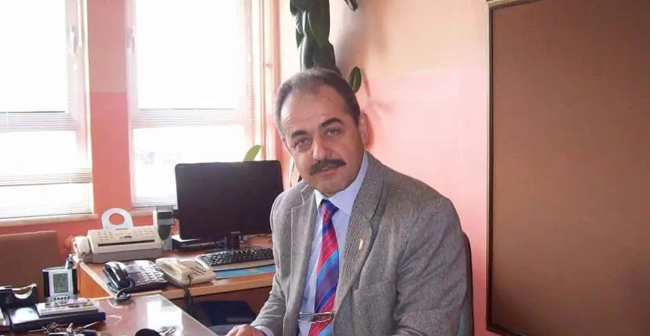 Haber: EMEKLİ MÜDÜR KAZA KURŞUNUNA KURBAN GİTTİ - Öne Çıkan