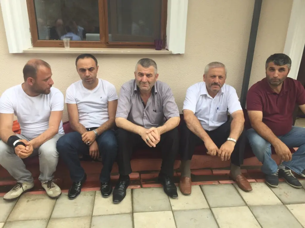 Haber: Emekli Müdür Hotaman Dualarla son yolculuğuna uğurlandı - Galeri-4