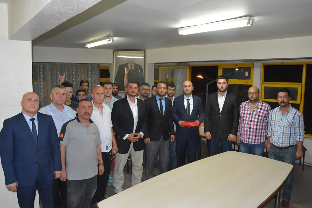 Haber: Hendek Ülkü Ocaklarında Devir Teslim - Öne Çıkan