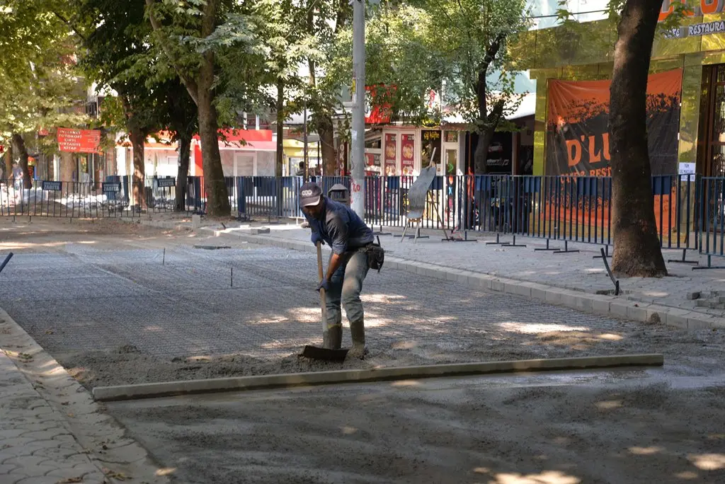 Haber: Üniversite caddesi yeni eğitim yılına hazırlanıyor - Öne Çıkan