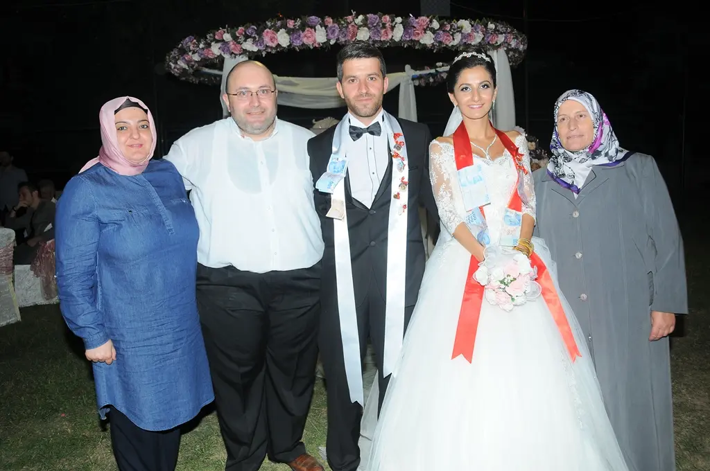 Haber: Başak ve Uğur bir ömür hayata evet dedi - Galeri-7