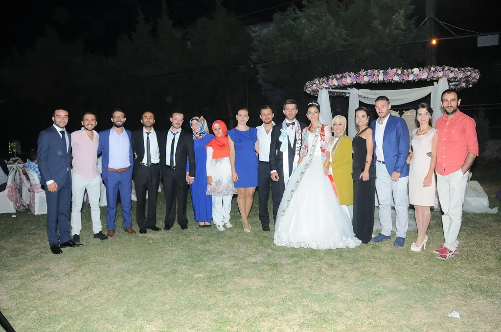 Haber: Başak ve Uğur bir ömür hayata evet dedi - Galeri-8
