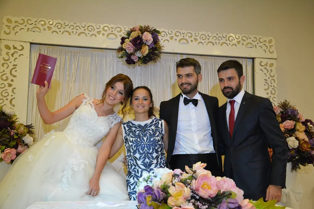 Haber: Genç Milletvekili Aday Adayı Güngör Nikah Şahidi oldu - Galeri-4