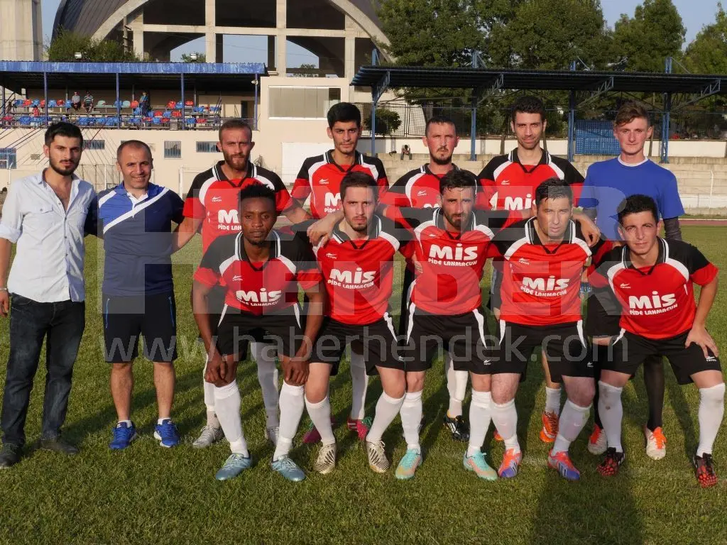 Haber: Hendek Gençlikspor sezonu açtı - Öne Çıkan