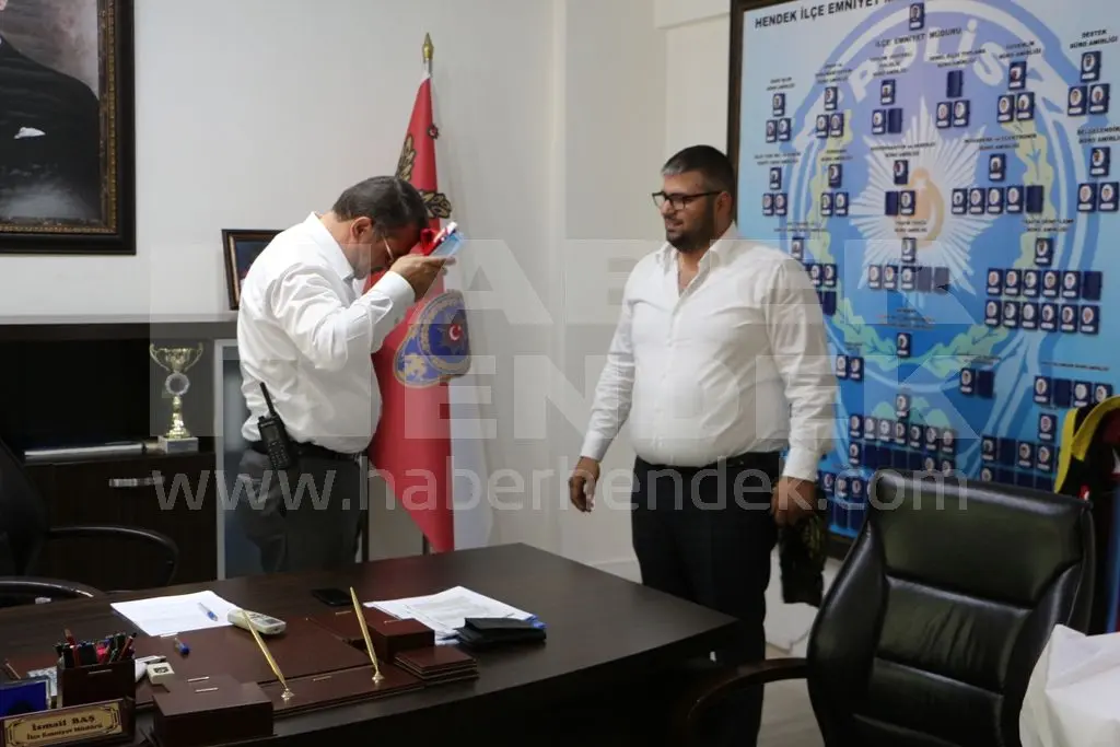 Haber: Hendek Emniyete Kuran-I Kerim Ve Türk Bayrağı - Galeri-1