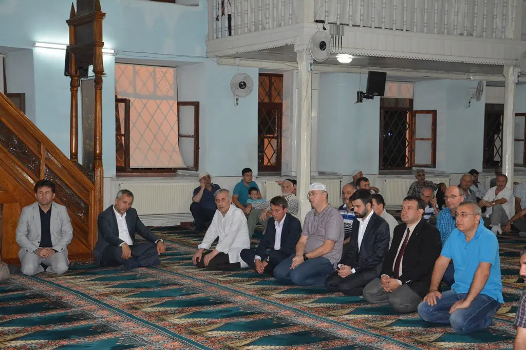 Haber: Hotaman’ın ruhuna atfen Mevlid okutuldu - Galeri-2