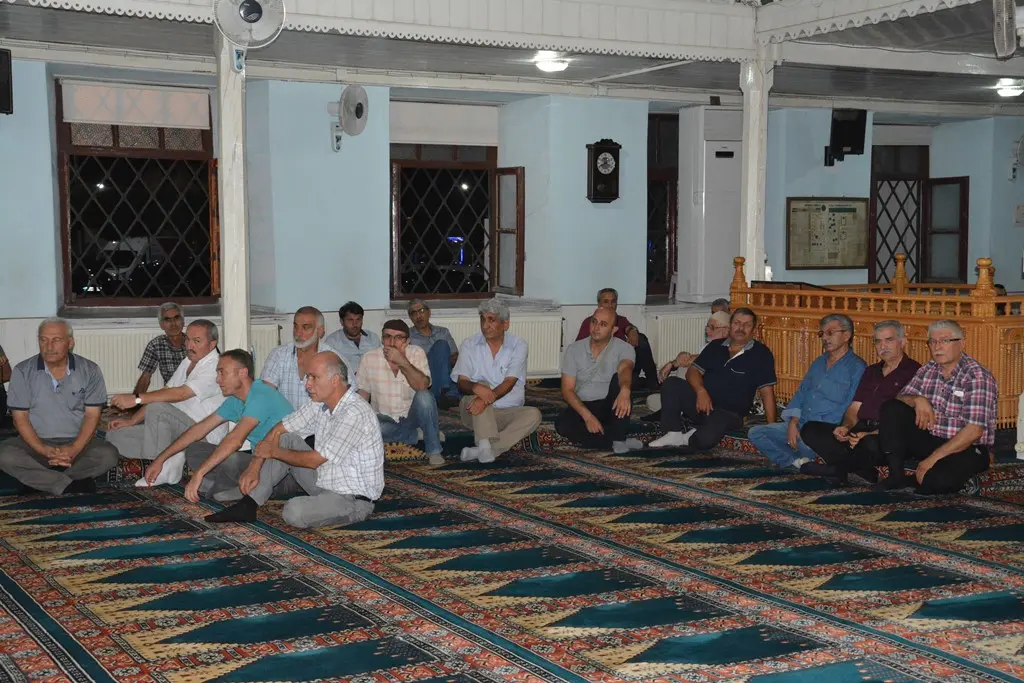 Haber: Hotaman’ın ruhuna atfen Mevlid okutuldu - Galeri-4