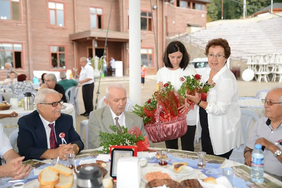 Haber: Ziya Gökalp İlk Okulunda Yediden Yetmişe  Anılara Yolculuk - Galeri-3