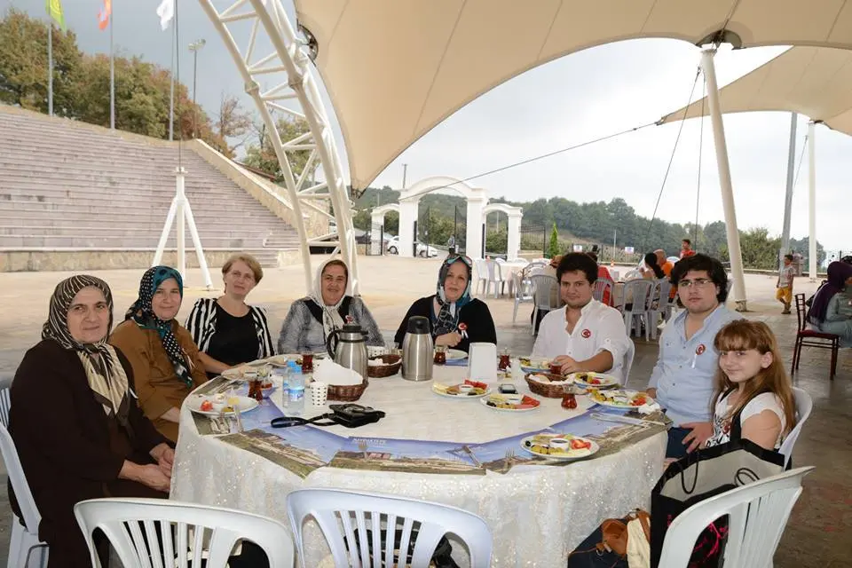 Haber: Ziya Gökalp İlk Okulunda Yediden Yetmişe  Anılara Yolculuk - Galeri-9