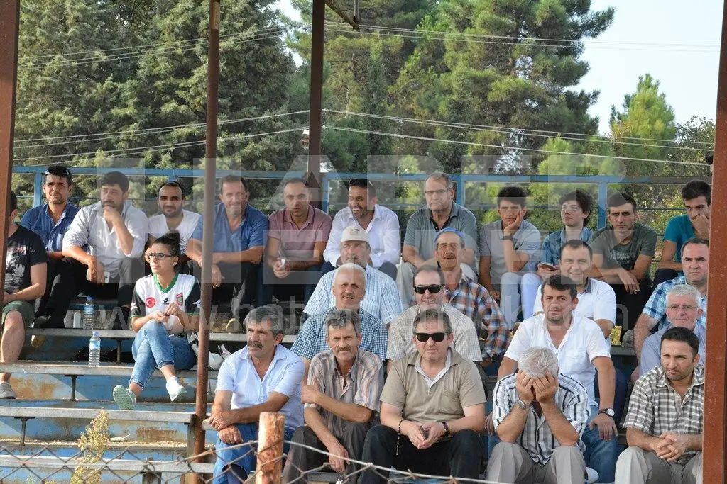 Haber: Hendek Boğazspor üç puanla sezona başladı - Galeri-3