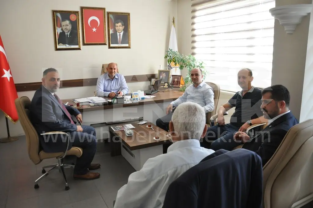 Haber: AK Parti Hendek İlçe Teşkilatı Bayramlaştı - Galeri-1