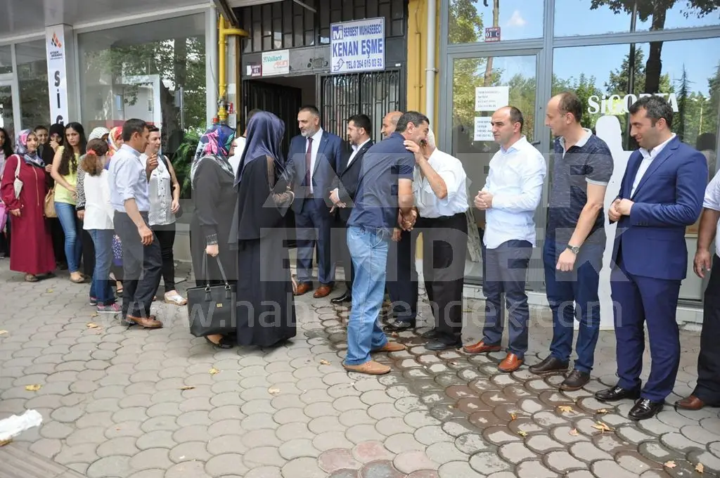 Haber: AK Parti Hendek İlçe Teşkilatı Bayramlaştı - Galeri-3