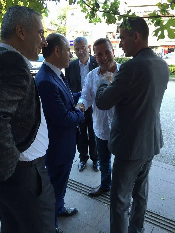 Haber: MHP'li Acartürk Hendek’te esnaf ve Vatandaşlarla Bayramlaştı - Galeri-6