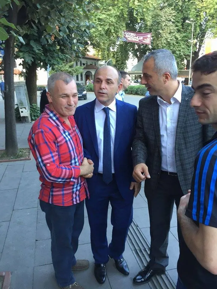 Haber: MHP'li Acartürk Hendek’te esnaf ve Vatandaşlarla Bayramlaştı - Galeri-4
