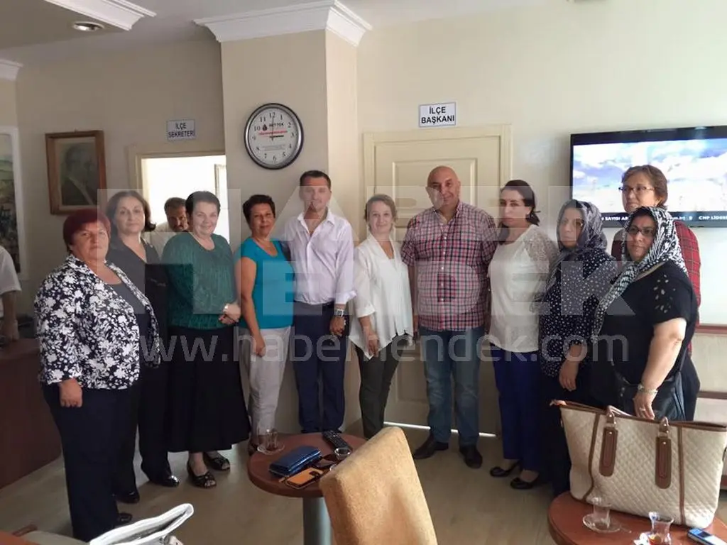 Haber: CHP Hendek Bayramlaştı - Öne Çıkan