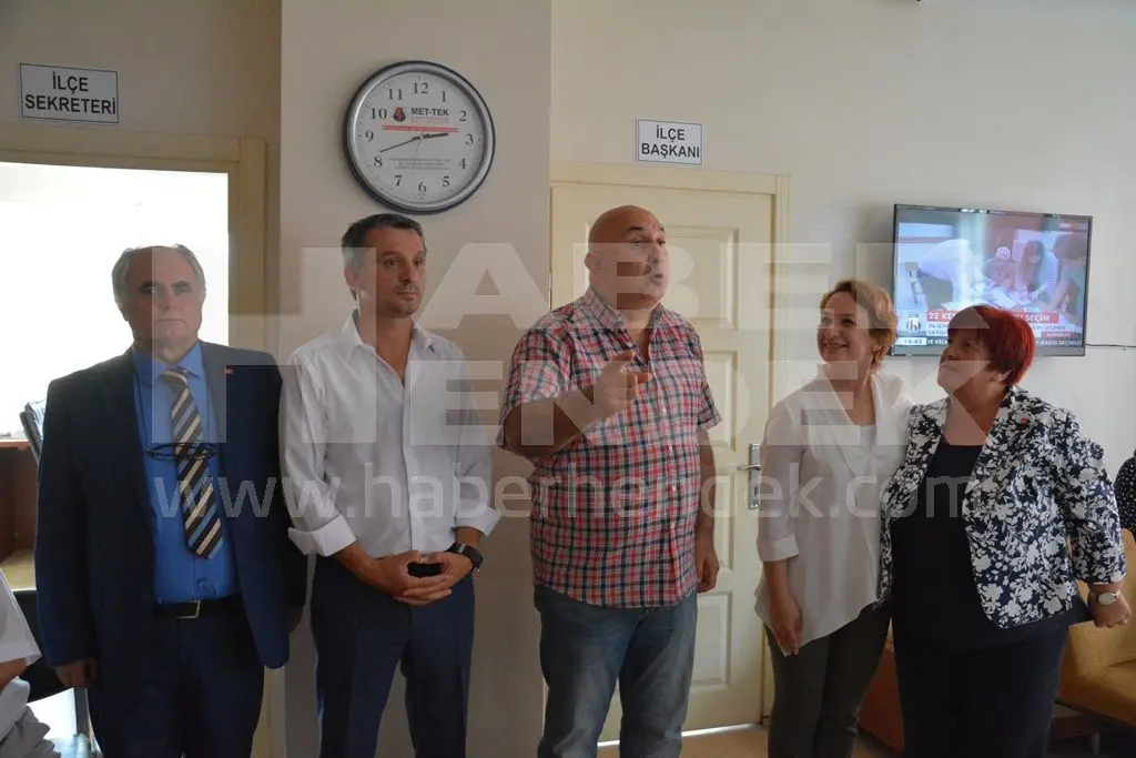 Haber: CHP Hendek Bayramlaştı - Galeri-5