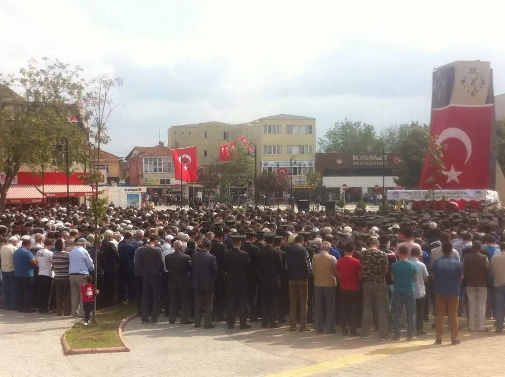Haber: Sakarya şehidini gözyaşlarıyla uğurladı - Galeri-1