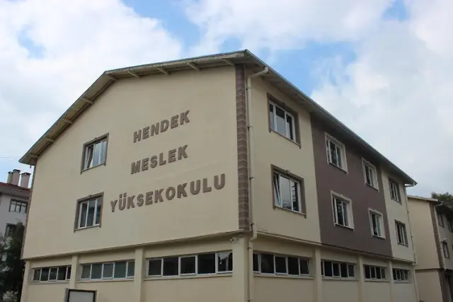 Hendek MYO Yeni Çehresiyle Eğitime Başladı