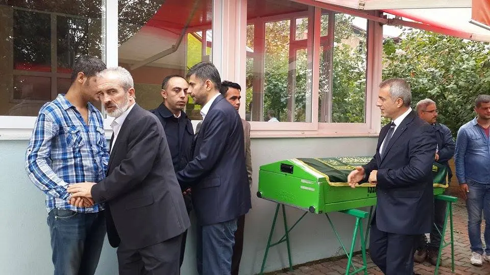 Haber: Karhan dualarla son yolculuğuna uğurlandı - Galeri-1