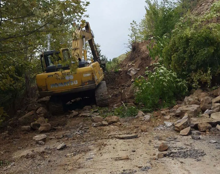 Haber: Hendek Belediyesi heyelana müdahale etti - Öne Çıkan
