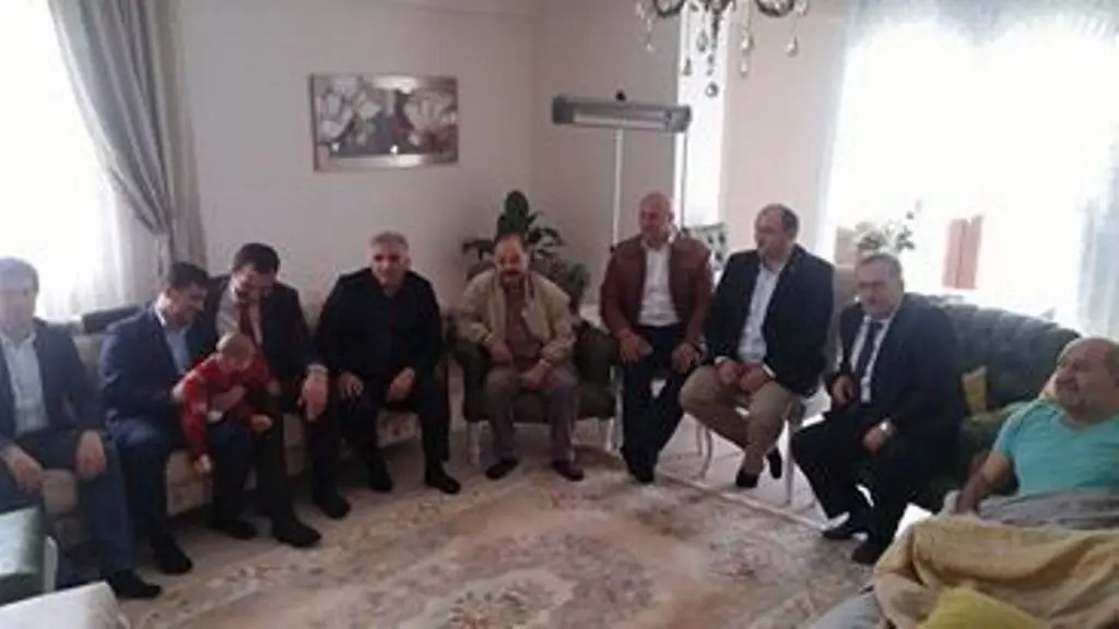 Haber: Yavuz Hendek'te ziyaretlerde bulundu. - Galeri-1