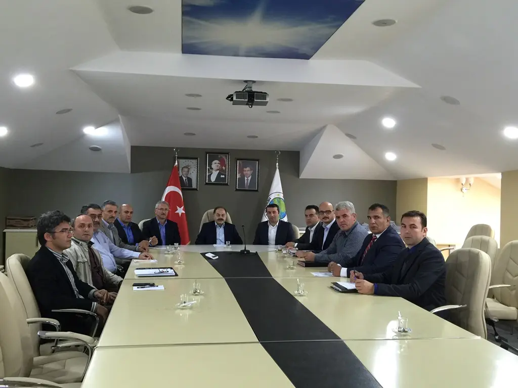 Haber: Şahin; 26 yıl sonra koltukta - Öne Çıkan