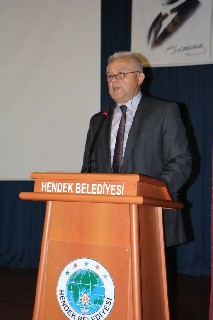 Haber: Atikehanım Anadolu lisesi Okul Aile Birliği Başkanı Özbek güven tazeledi - Galeri-2