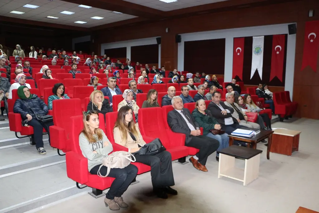 Haber: Atikehanım Anadolu lisesi Okul Aile Birliği Başkanı Özbek güven tazeledi - Galeri-3
