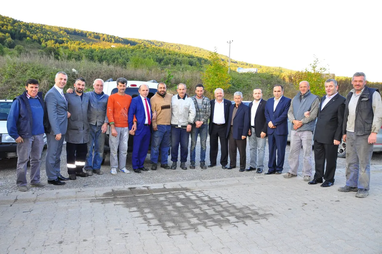 Haber: Acartürk, Hendek Küçük Sanayi esnafını ziyaret etti. - Galeri-1
