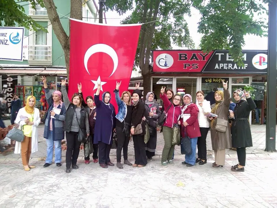 Haber: MHP Kadın Kolları Aşure İkram Etti - Galeri-3