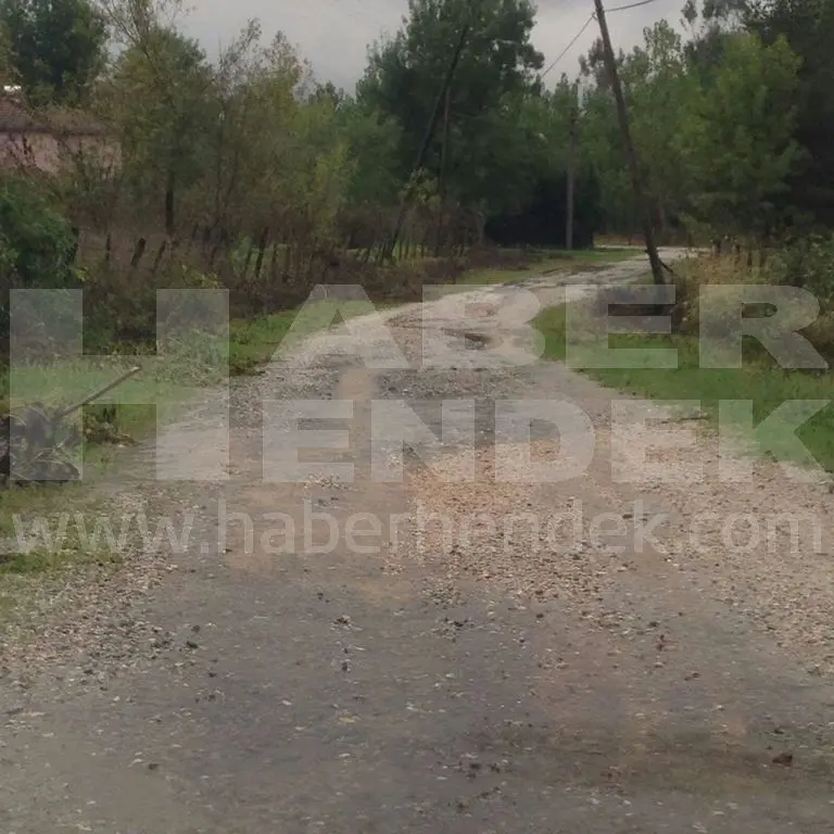 Haber: Sarıyer Mahalle sakinleri yolların yapılmasını istiyor - Galeri-2
