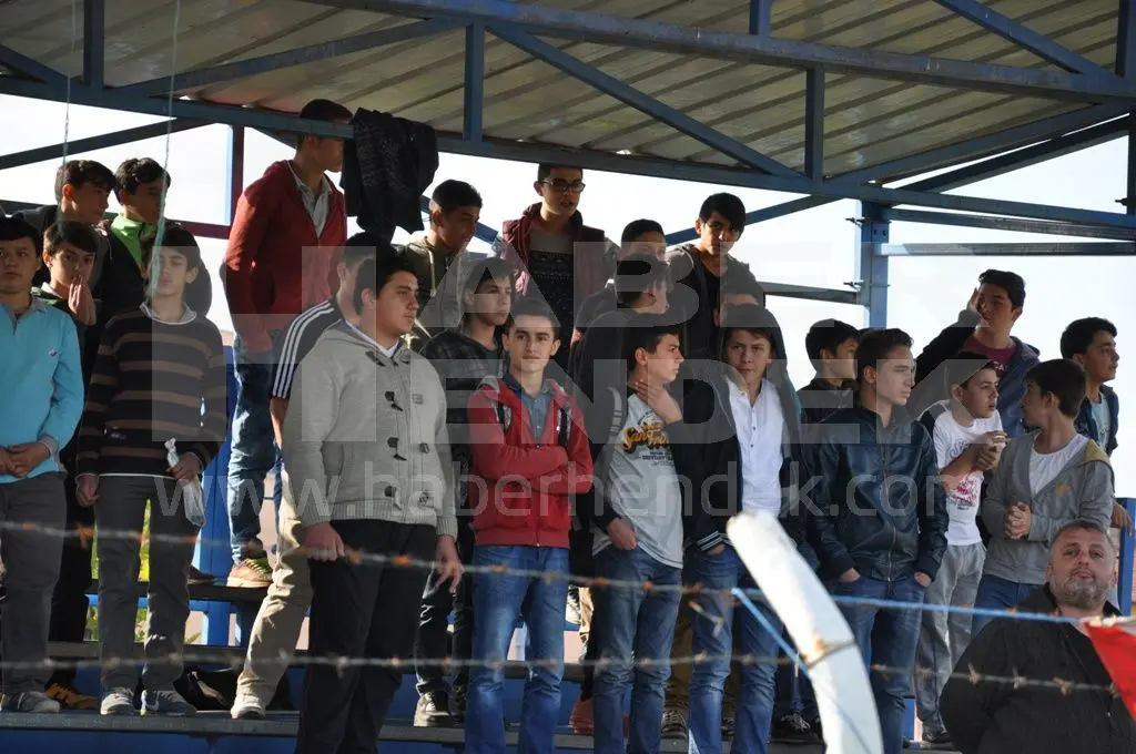 Haber: Sapanca Gençlik Hendekspor’dan Üç Puan Almasını Bildi - Galeri-2
