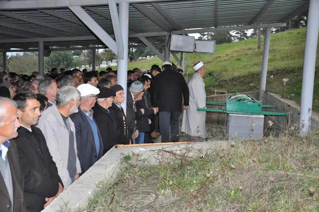 Haber: AK AİLESİNİN ACI GÜNÜ - Öne Çıkan