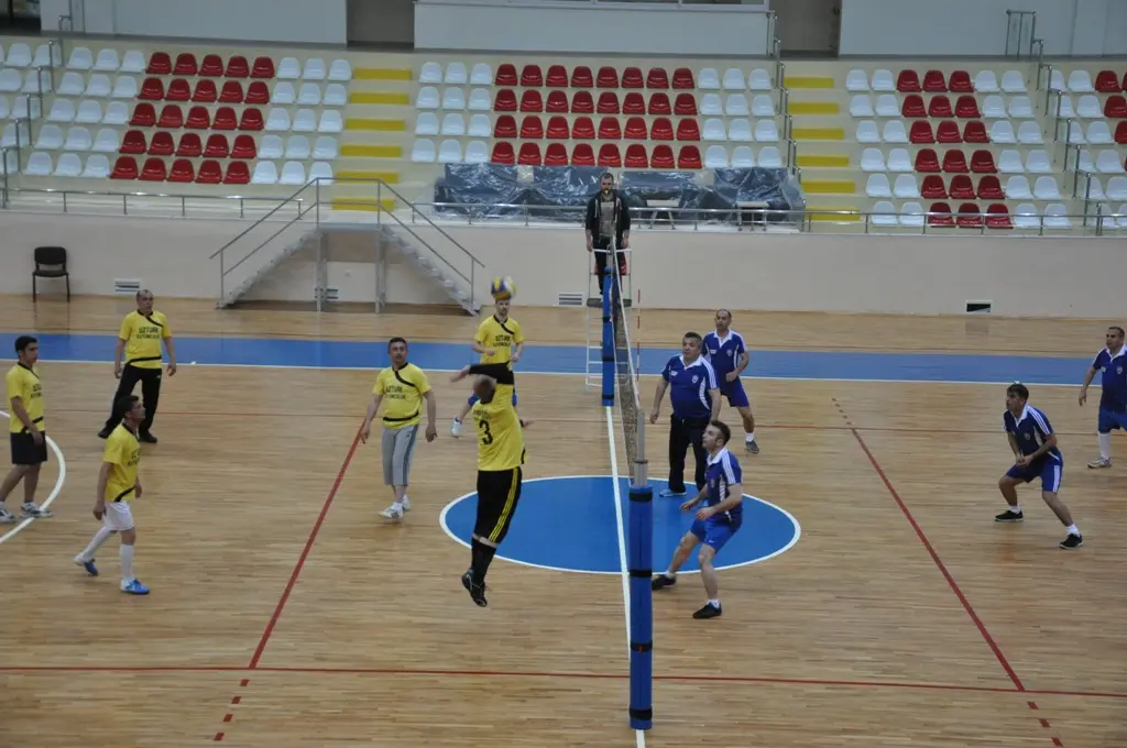 Haber: KAYMAKAMLIK KUPASI VOLEYBOL TURNUVASINA DAVET - Öne Çıkan