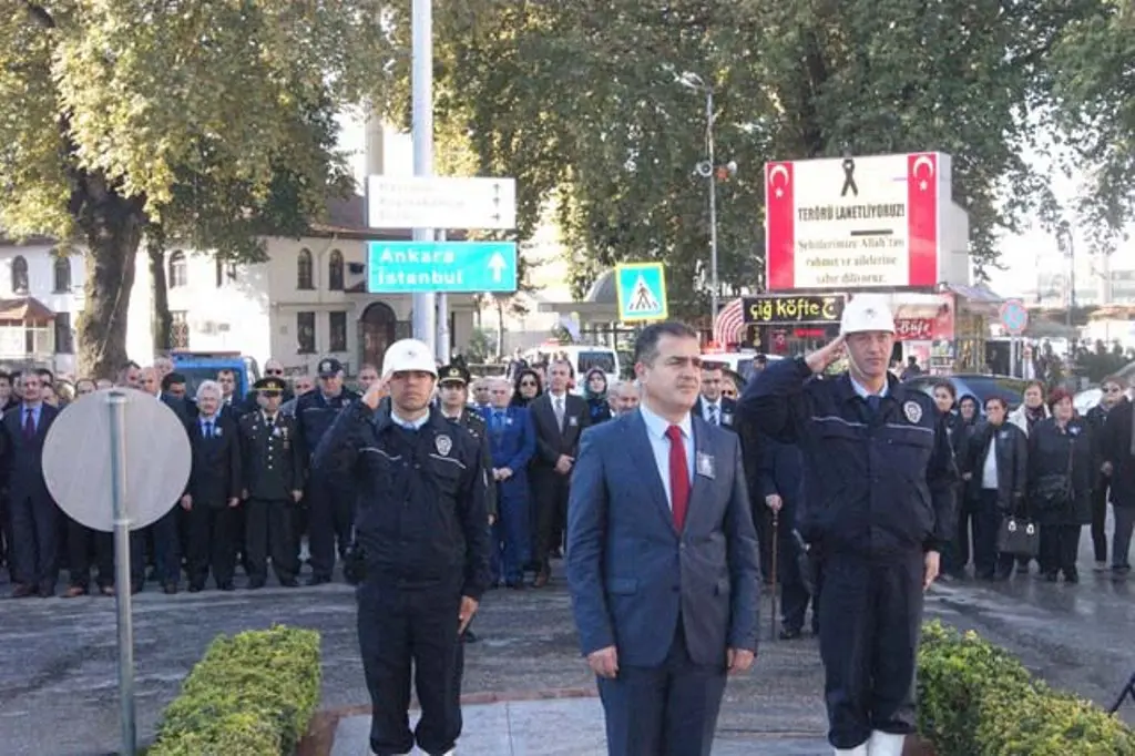Haber: Hendek’te Atamızı andık - Galeri-2