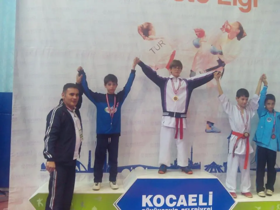 Haber: Hendek Karate Takımı Kocaeli’ni Salladı - Galeri-2