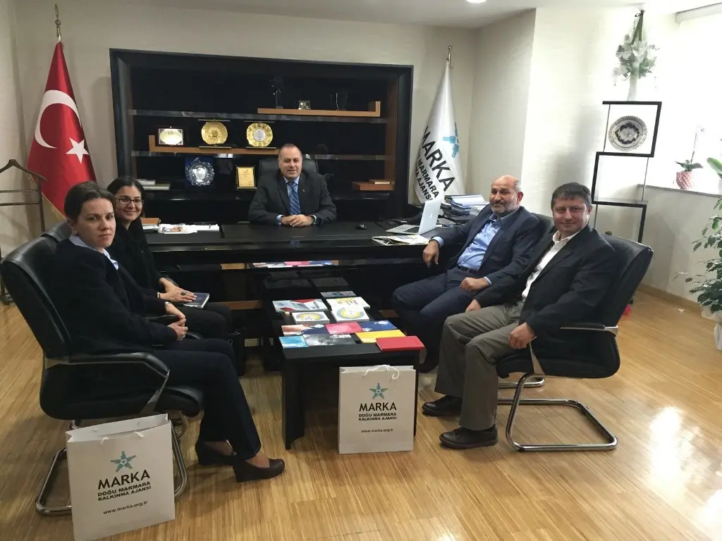 Haber: Püsküllü, Ayhan’ı ziyaret etti - Öne Çıkan