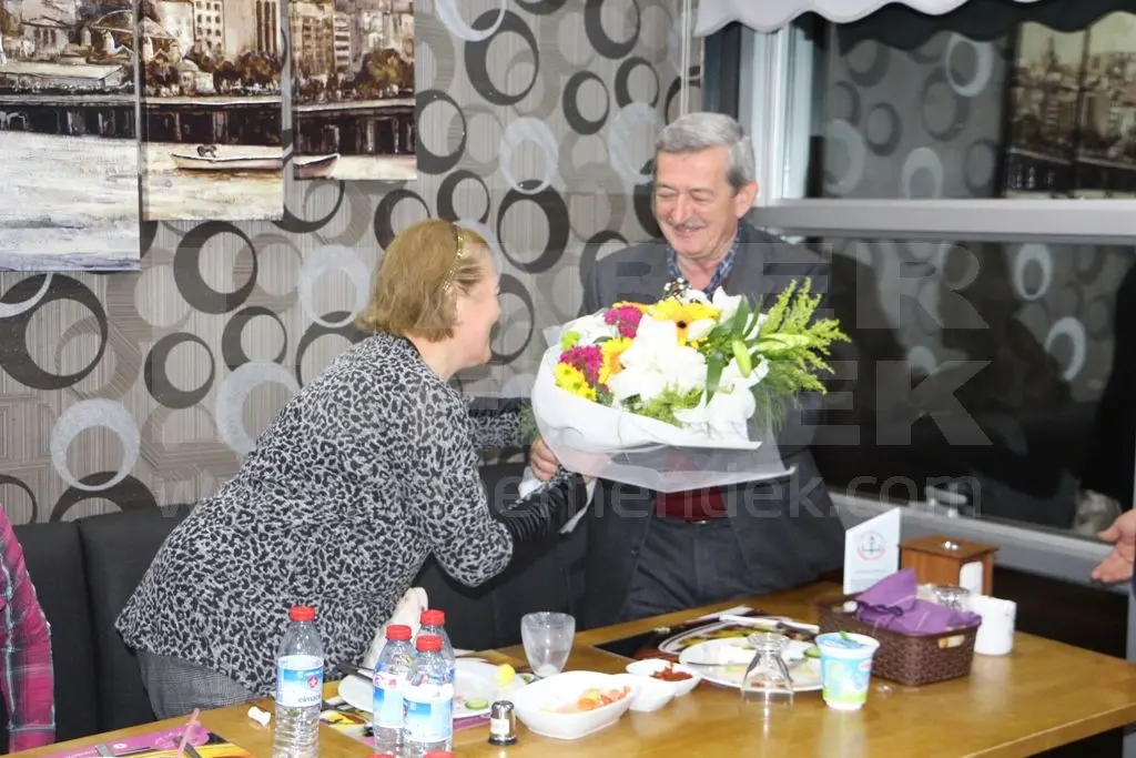 Haber: Akmanlar’a Meslektaşlarından Veda Yemeği - Galeri-2