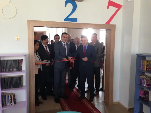 Şehit Mahmutbey Ortaokulunda Z- Kütüphane Açıldı