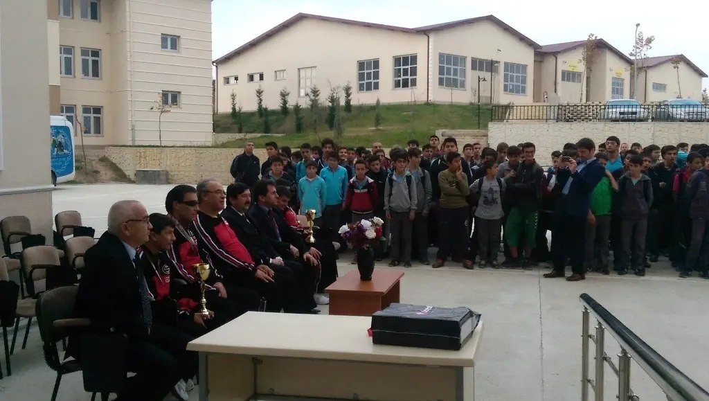 Haber: Görme Engelli de Şampiyon Yüzücüye Ödül - Galeri-1