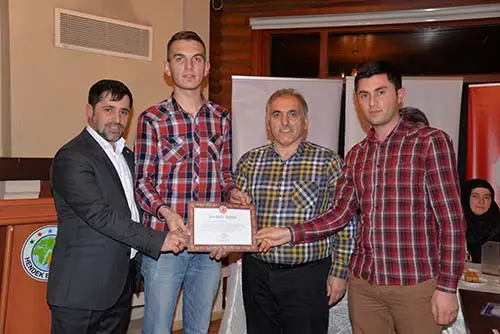 AK Parti Hendek İlçe Teşkilatı Bayraktepe’de bir araya geldi