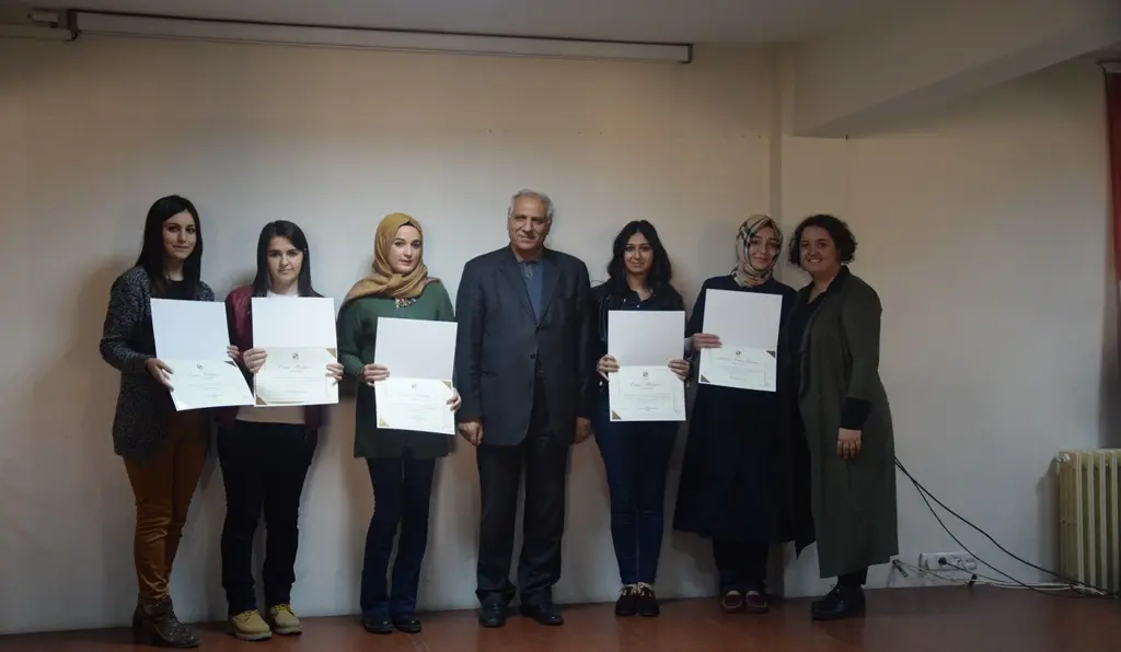 Haber: Hendek MYO’da  öğrenciler Bilgilendirildi ve Onurlandırıldı - Galeri-2