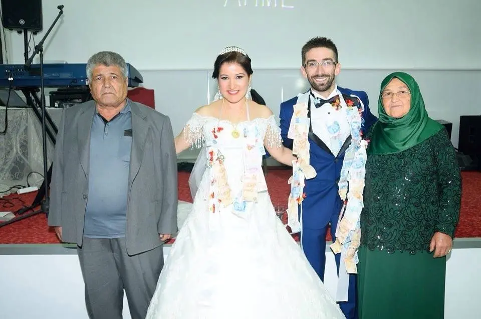 Haber: Arzu ve Ahmet Bir Ömür Hayata Evet Dedi - Galeri-5