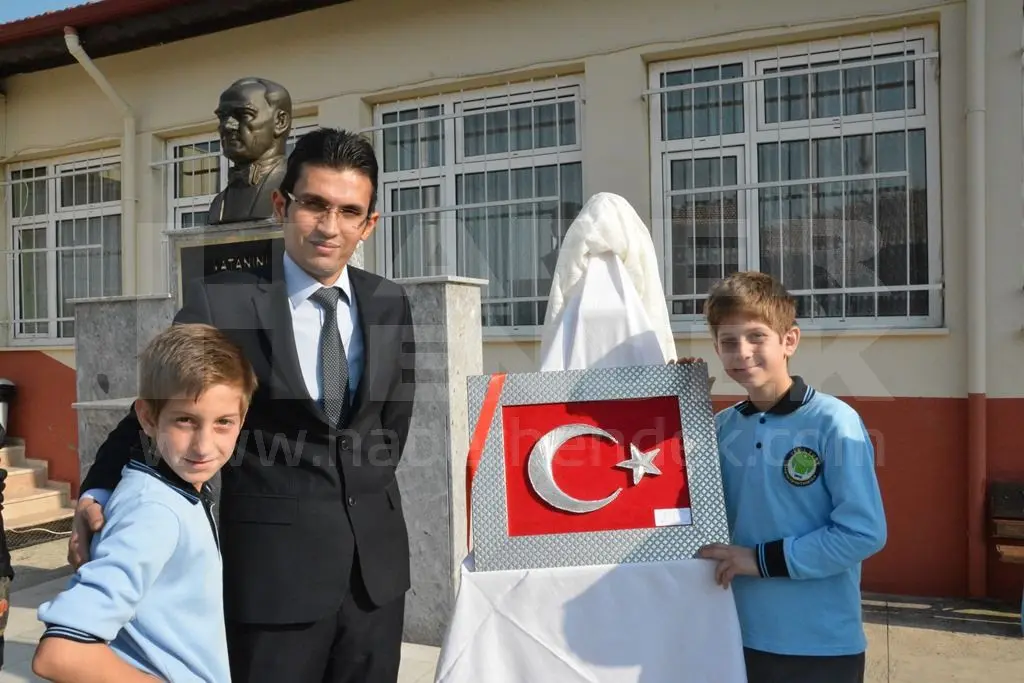 Haber: Filografi sergisi yoğun ilgi gördü - Galeri-10