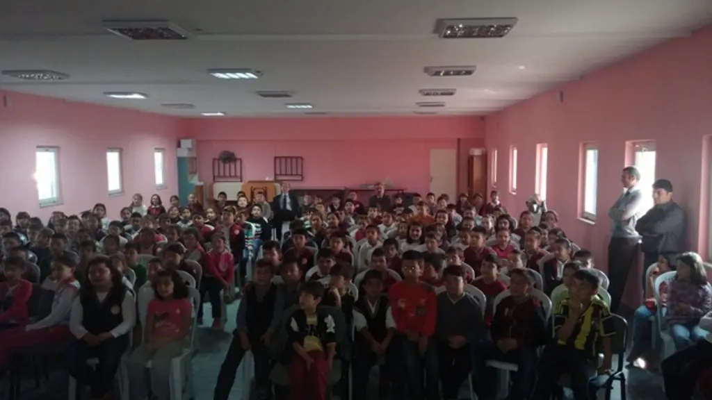 Haber: Öğrencilere Bilinçli Su Kullanma Semineri verildi - Galeri-1