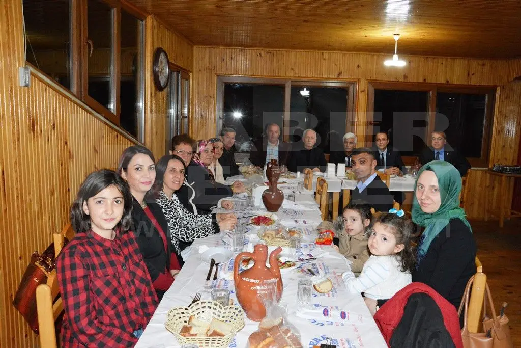 Haber: Türk Eğitim Sen Emekli Öğretmenleri Unutmadı - Galeri-1