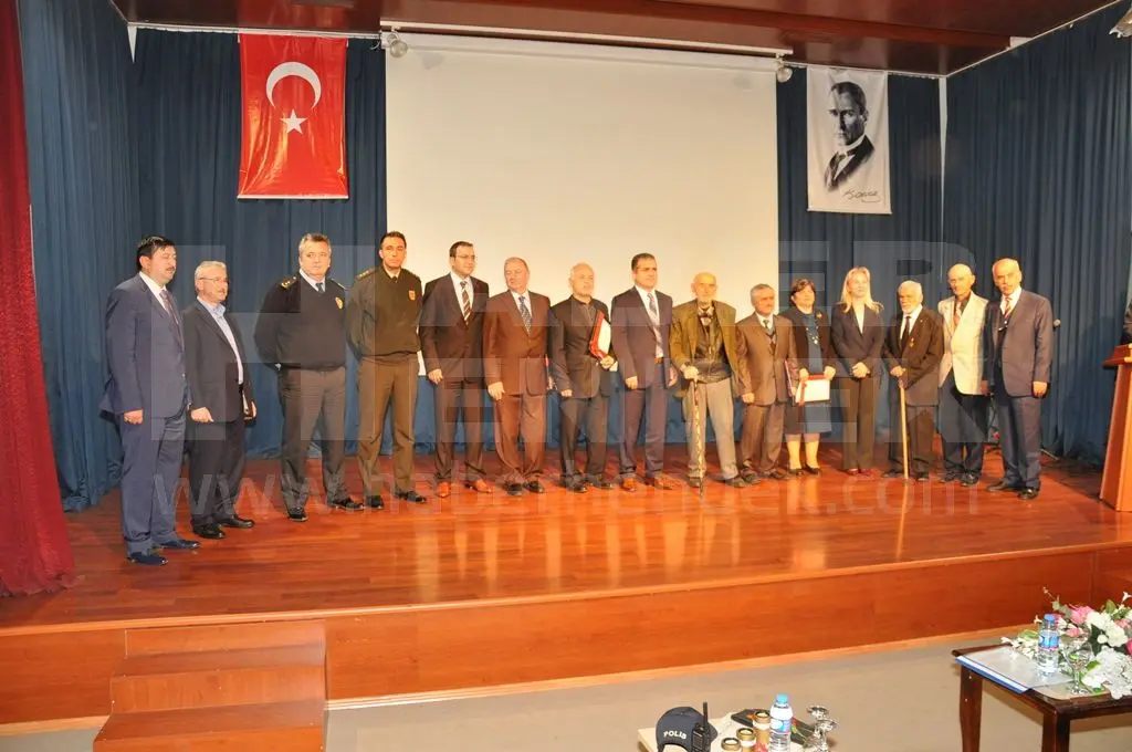 Haber: Öğretmenler Günü Hendek’te Kutlandı - Galeri-12