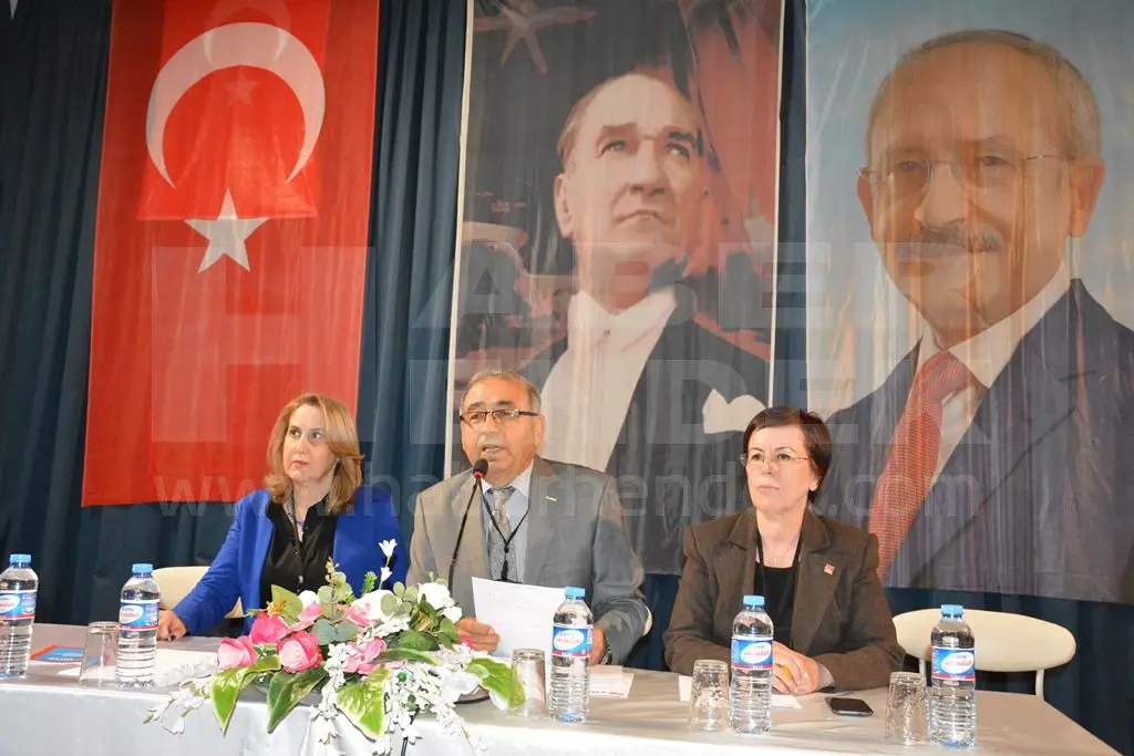Haber: CHP Hendek’te Azak ,Yeniden Başkan Oldu - Galeri-1